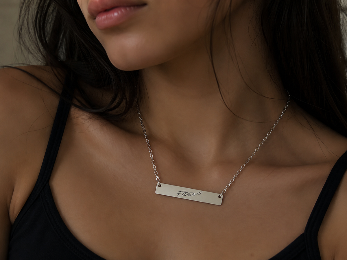 Horizontal Bar Necklace (Engraving)