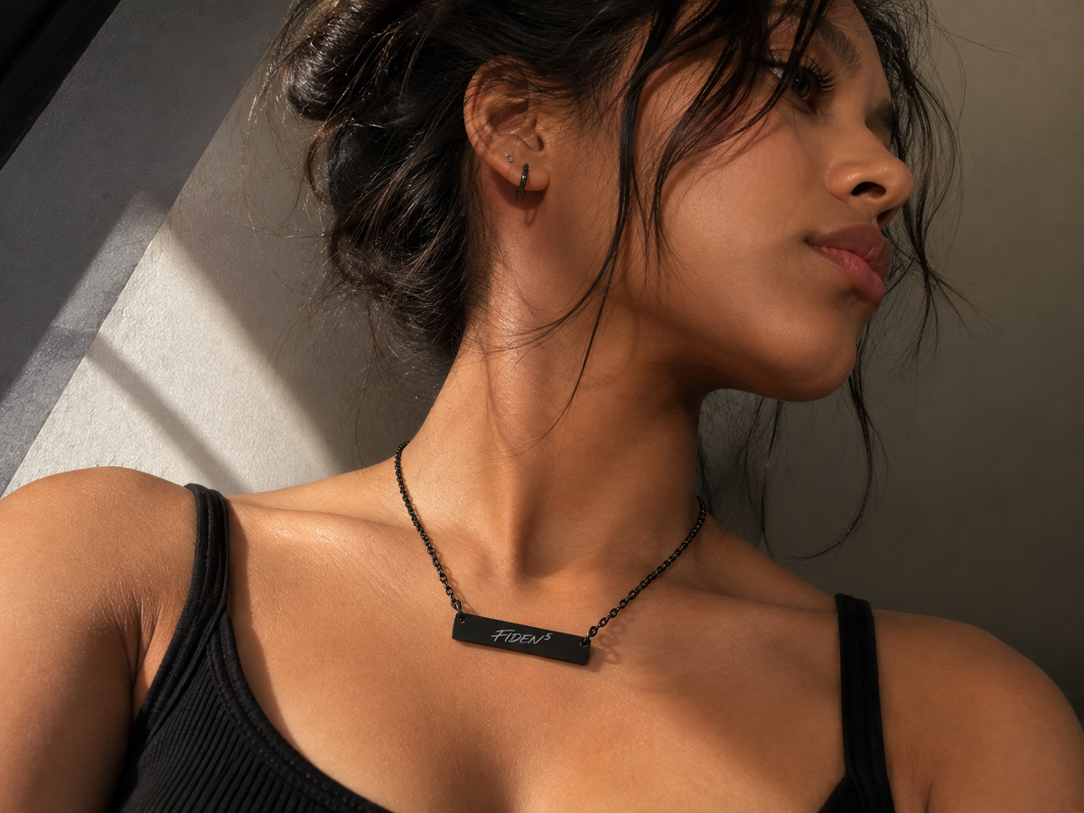 Horizontal Bar Necklace (Engraving)